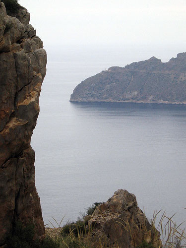 Faro Tiñoso y ensenada