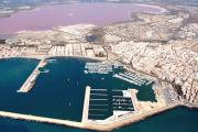 Vista general de las instalaciones portuarias de Torrevieja