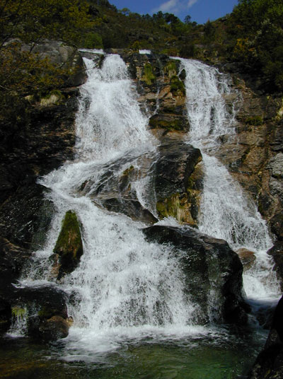 Fervenza de Tourón