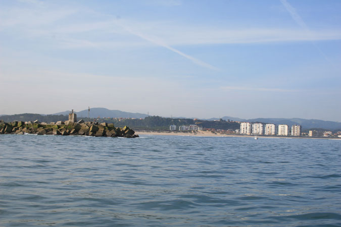 Arranque del Dique de encauzamiento de la ría de Avilés