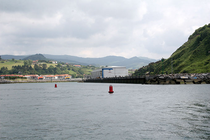 Balizas provisionales por obras y muelle pesquero
