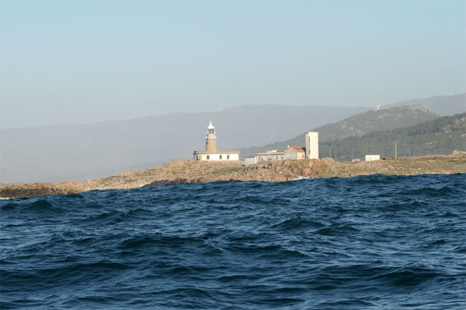 Cabo y faro de Corrubedo desde el SE