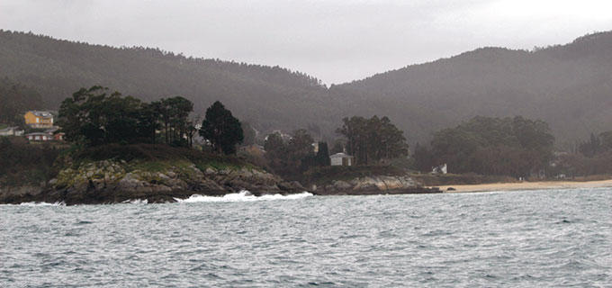 Isla de Area. N de la playa y fondeadero de Area