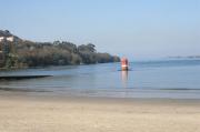 Baliza del dique de la playa de Cabanas. Desembocadura del Eume