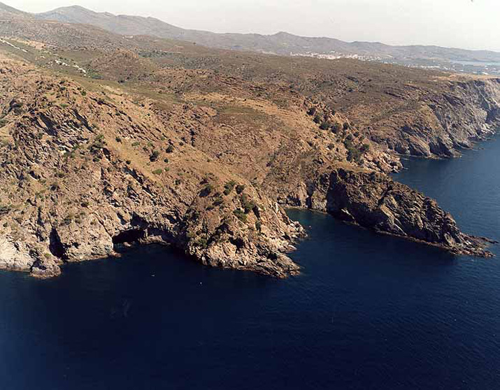 Costa entre Cala Joncol y cala Nans