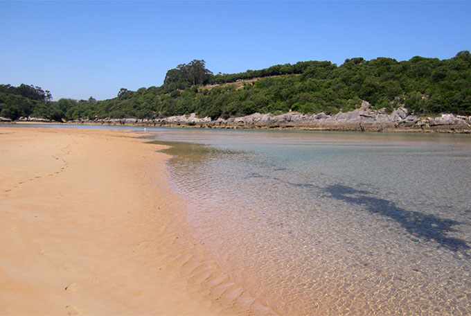 Playa de la Arena (Arnuero)