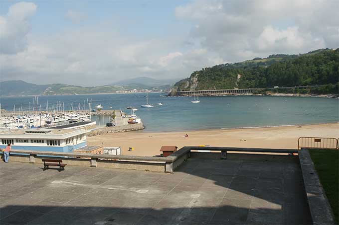 Playa de Malcorbe (Guetaria)