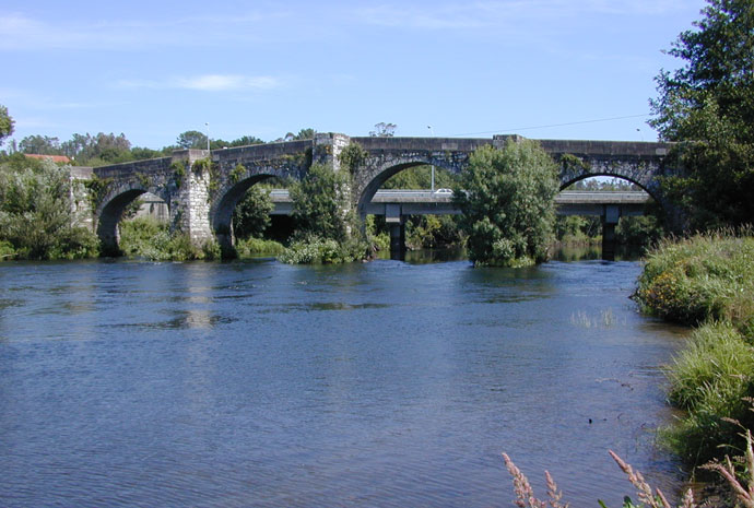 Ponte Vea. Río Ulla cauce medio