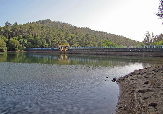 Embalse de Zamáns