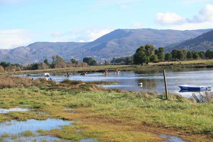 Cruzando el río