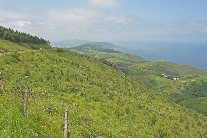 Al fondo Pasaia