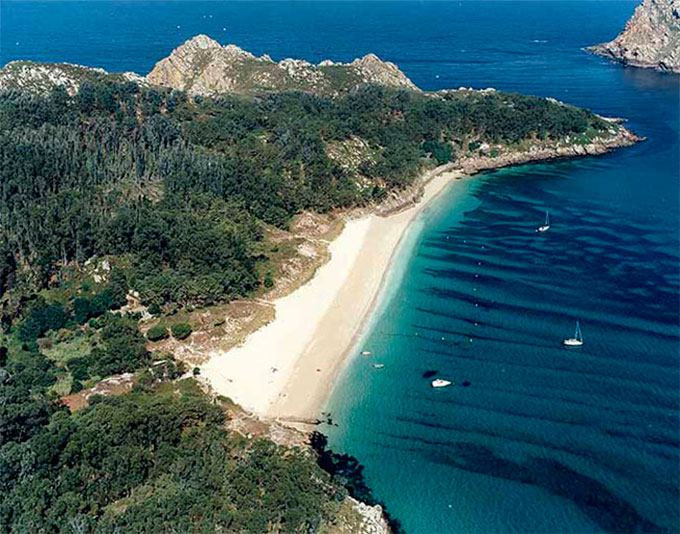 Playa y fondeadero de la Isla Sur. San Martiño. Cíes