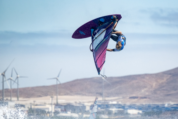 050724_windsurf_023