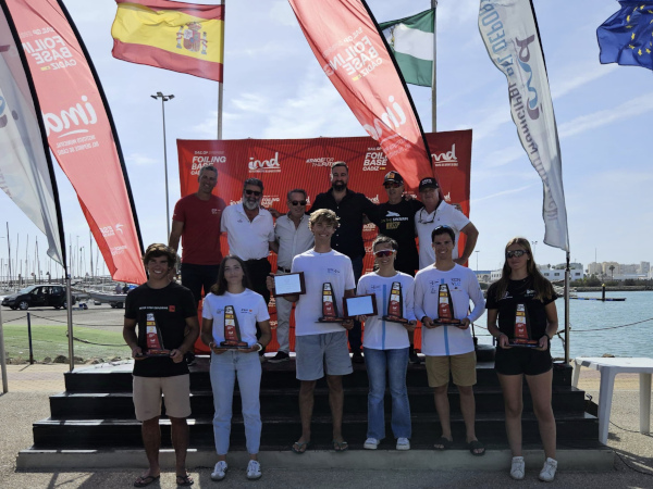 061024_Entrega trofeos Cto. España WASZP