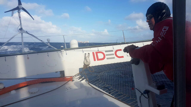 161218_IDEC-SPORT_03