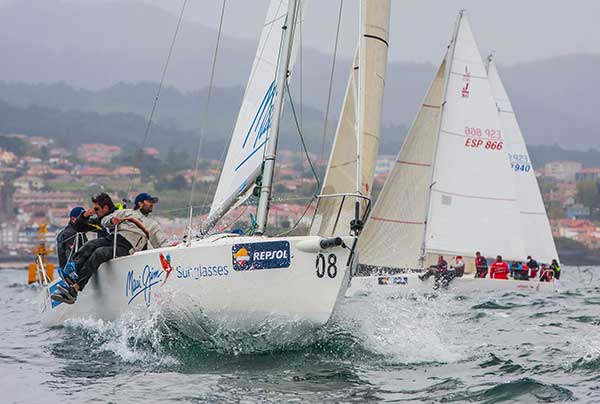 El-Maui-Jim-va-segundo-en-el-Trofeo-Repsol---Campeonato-de-España-J80---Foto-©-Rosana-Calvo