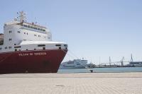 Trasmediterranea refuerza su servicio de carga entre Cádiz y Canarias con un tercer buque 