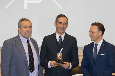 Luis Sáenz Mariscal recoge el II Premio AEPN en el Castillo de San Marcos