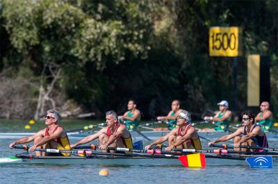 La Sevilla International Rowing Masters Regatta ha vivido este sábado su primera jornada de competición
