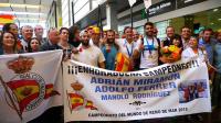 Real Club Mediterráneo homenajea al campeón del Mundo de Remo de Mar, Adrián Miramón