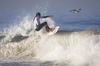 Aumenta la emoción surfística en Costa de Caparica
