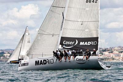 Los entrenamientos oficiales de la clase GP42 han estado dominados por las unidades españolas Madrid-Caser Seguros e Iberdrola y el británico Península Petroleum 