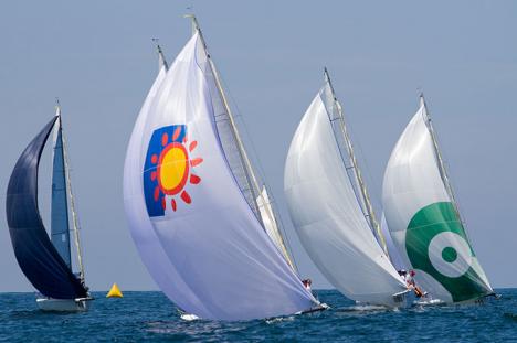 El francés Pierre Laounean lidera el Mundial J80 de Getxo, Pablo Santurde 2º y Marc de Antonio 3º El francés Pierre Laounean lidera el Mundial J80 de Getxo, Pablo Santurde 2º y Marc de Antonio 3º