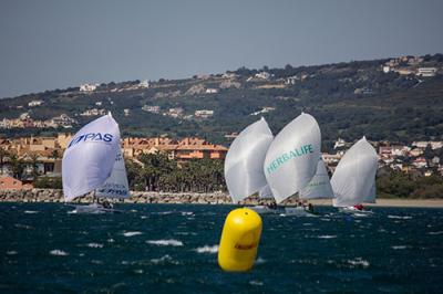 Nueva cita del III Circuito NH Resort de J/80 en aguas de Sotogrande Nueva cita del III Circuito NH Resort de J/80 en aguas de Sotogrande