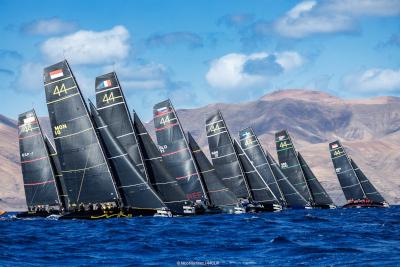 La espectacular 44CUP debuta en Baiona