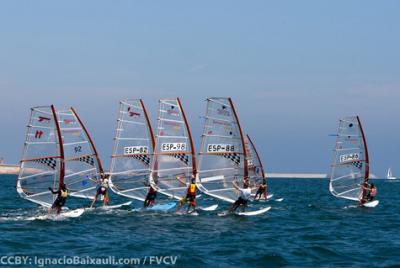 La Fiesta de la Vela de la FVCV premiará a 34 campeones autonómicos de Vela ligera el 9 de febrero 