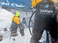 Groupama lidera, Telefónica es 2ª. Camper reporta daños