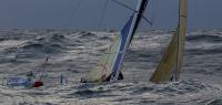 La flota de la AGR-2 la Mondiale virando Finisterre en medio de un temporal de mar y viento