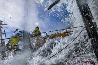 La flota de la Volvo Ocean Race ya apunta hacia Cabo de Hornos navegando por los 50 aullantes