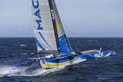“Macif” abandona intento de record del Atlántico Norte “Macif” abandona intento de record del Atlántico Norte