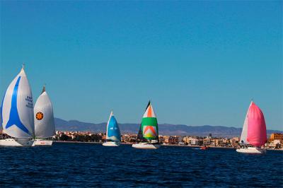 Doscientos regatistas participaron en el 29º Trofeo Carabela de Plata