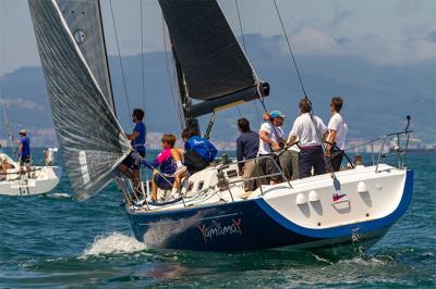 El Campeonato de Bizkaia- Lurauto comienza en el Abra con el Yamamay como líder