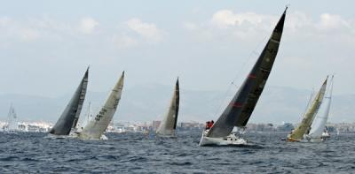 El “Sirpy” de José Matheu se impone en el Trofeo Mar Blau