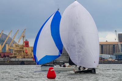 El Trofeo CDCP afronta su jornada final en aguas del Abra