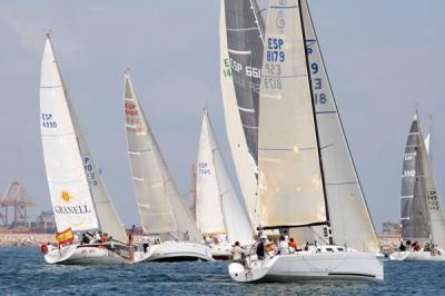 El Trofeo Otoño del Real Club Náutico de Valencia para Cafés Granell, Carmen 6 y Iberolimp en la clase RN 1, 2 y 3. A Dos, el Tempress Dos