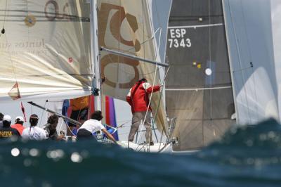 El “Viking V”, de Domingo Galán, virtual ganador de la Liga Cam a falta del Trofeo Diputación de Cádiz, a disputar mañana domingo