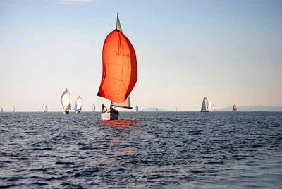 La 3ª Regata Interclubes Ría de Pontevedra se reanuda este sábado en el Club Náutico de Portonovo 