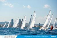 La flota participante de la 47 edición del Trofeo de vela Conde de Godó ha soltado amarras 