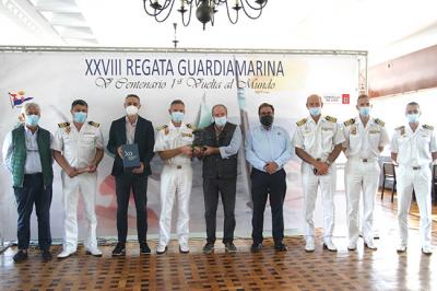 La Regata Guardiamarina de Cruceros busca patrón vencedor para el busto de Elcano que se pone en juego  