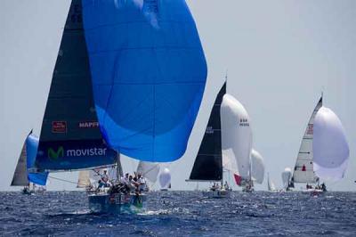 Primer parcial para Movistar de Pedro Campos en la BMW ORC 2.  El J80 “Bribon Movistar” se coloca a tres puntos de la plata