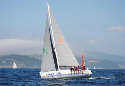 Solventis, Raygrass y Chispa Nejra encabezan la 19ª Regata Cruceros de Aguete tras la celebración de la etapa costera