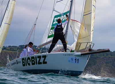 Un flojo viento sur condiciona la segunda jornada del I Trofeo Náutica Digital en el Abra