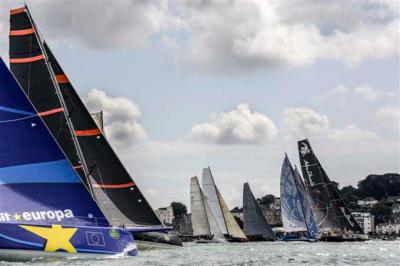 Una heterogénea flota de 390 barcos de 25 nacionalidades cruzará la línea de salida de la Rolex Rastnet Race 2015 el próximo domingo, 