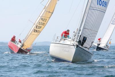 Una veintena de clubes náuticos estarán representados por las más de 40 unidades que saldrán al agua este sábado en la regata Frinsa