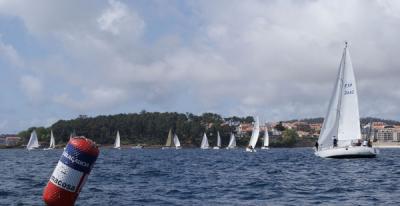 Ziralla, Enxuto y H2O Galicia, primeros líderes de la VI Regata Ría de Pontevedra-V Trofeo Enmacosa