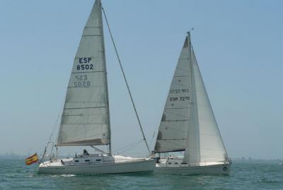 Los barcos ‘Marathon Dos’ y ‘Maboran’, ambos del CM Puerto Sherry, ganan el campeonato de Andalucia de Cruceros en categorías ‘A Dos’ y ‘Solitarios’
